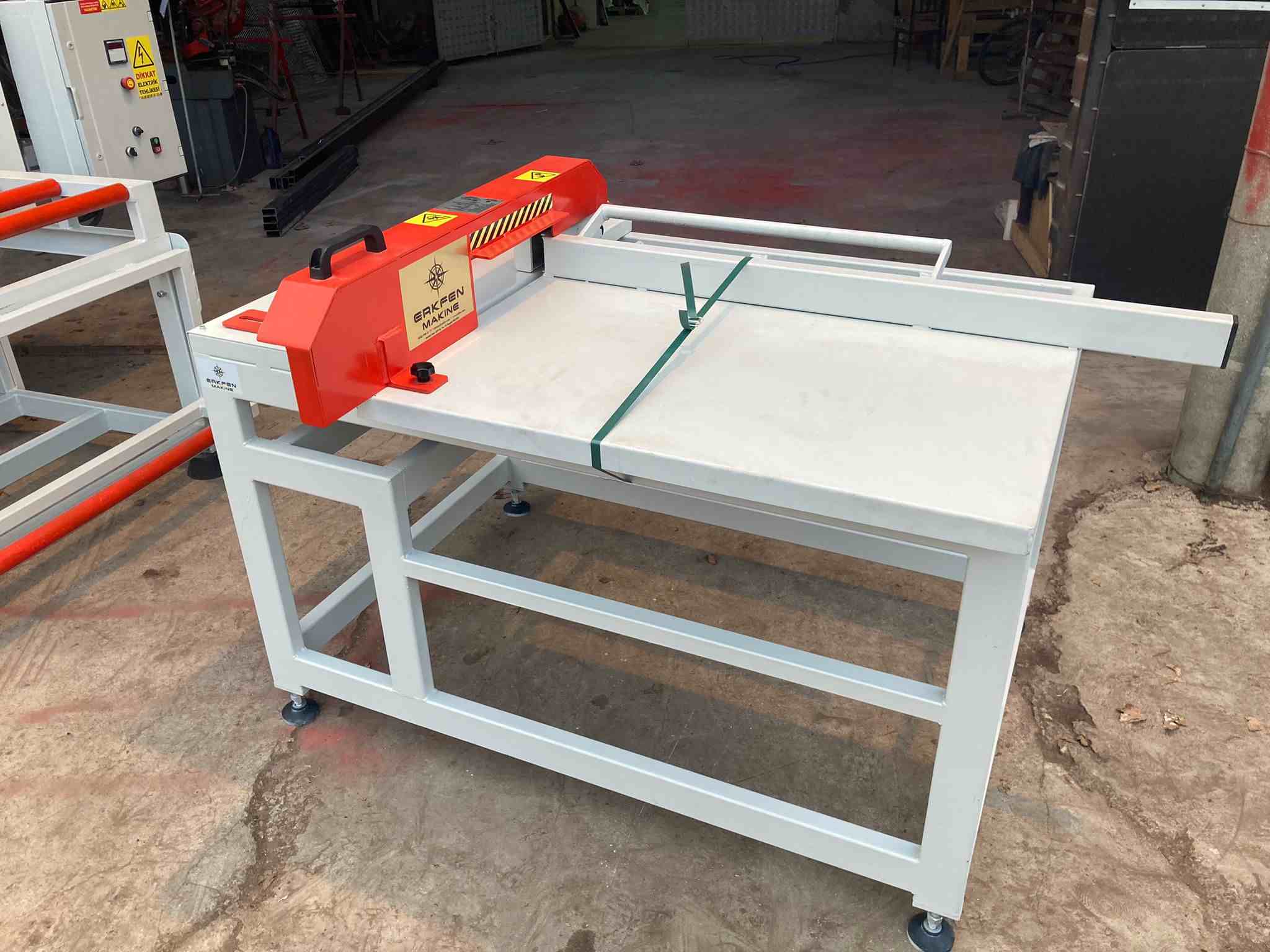 SINGLE SIZING - WEDGE CUTTING MACHINE